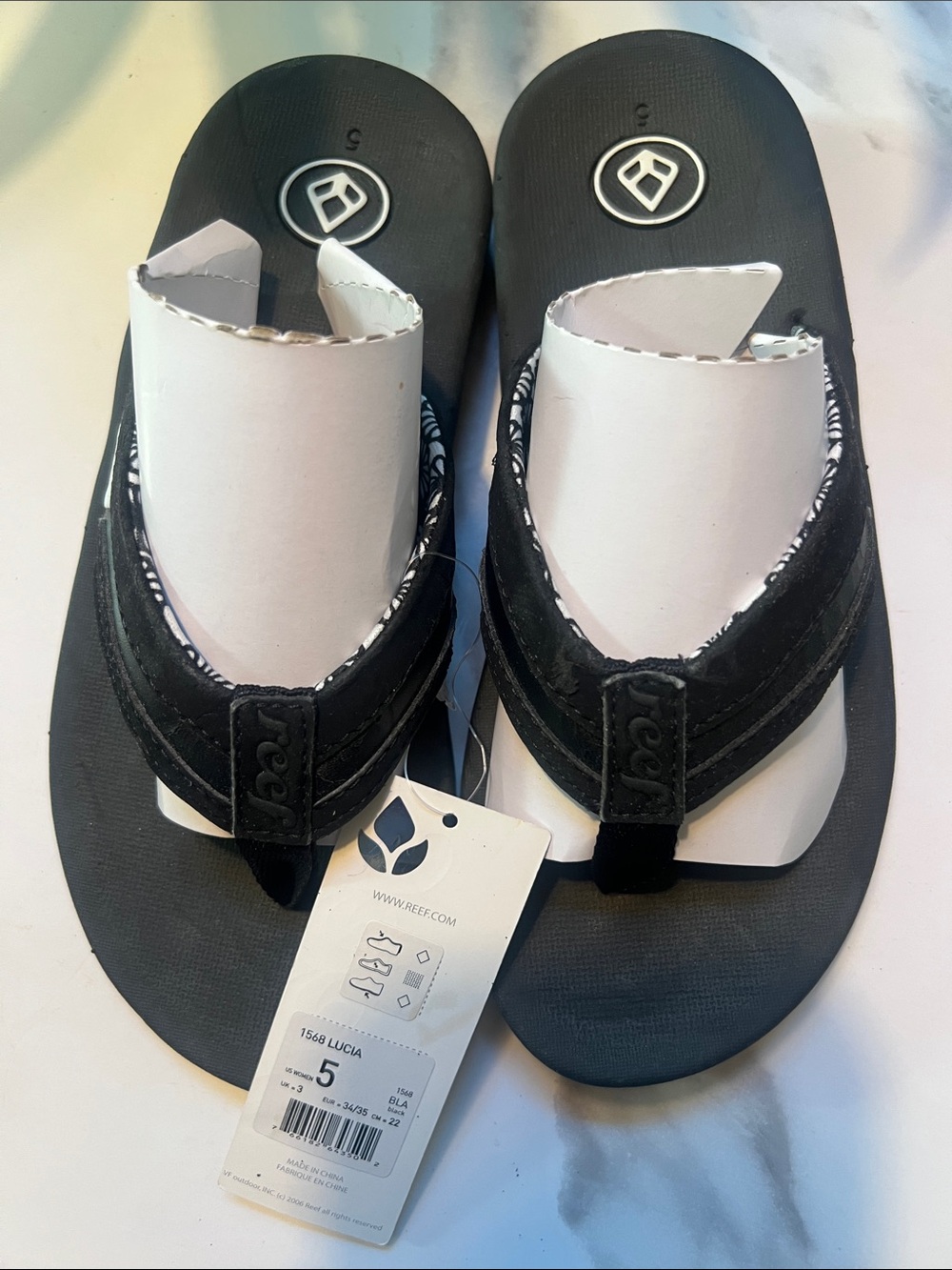 Reef Kids Black and White Patterned Strap Flip Flops